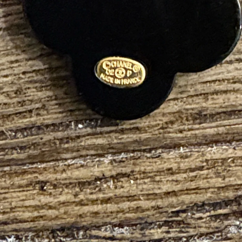 [CHANEL] Authentic Black & White w/ Gold Resin Clover CC Hoop Luxury Earrings - Picture 7 of 10